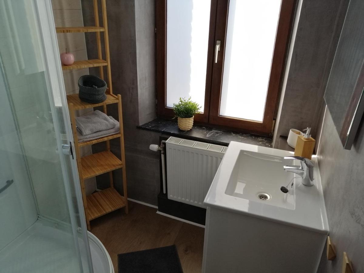Studio 2 Pers. Tourisme Et Business Apartment Namur Exterior photo